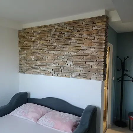 Apartment Stone