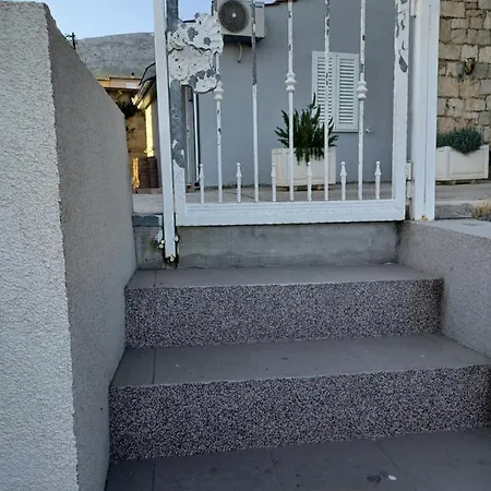 Stone * Split